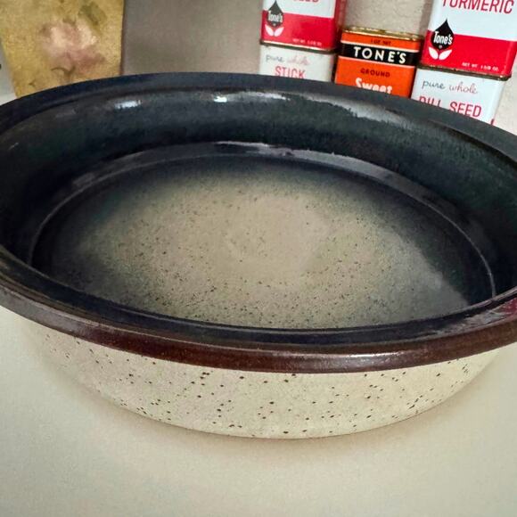 Vintage Hand-Thrown Studio Pottery Baking Dish – Signed Pali - Picture 2 of 8